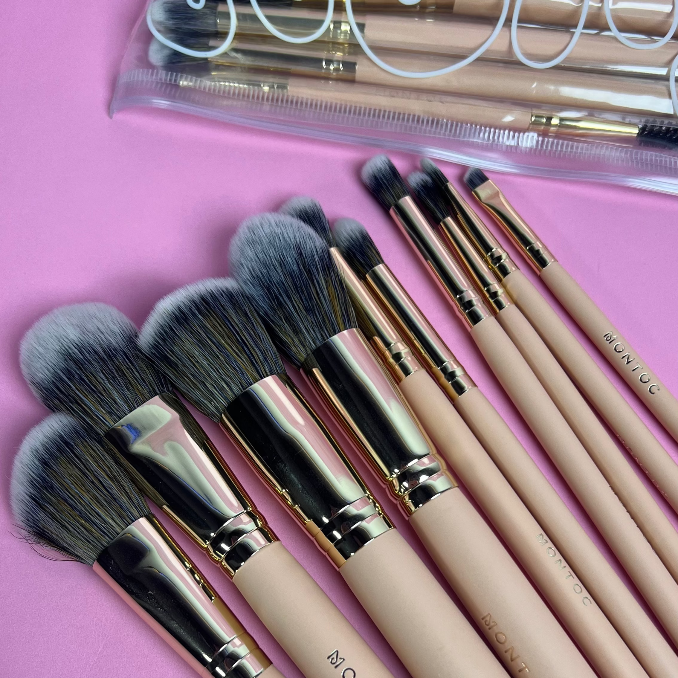 Brochas y Herramientas